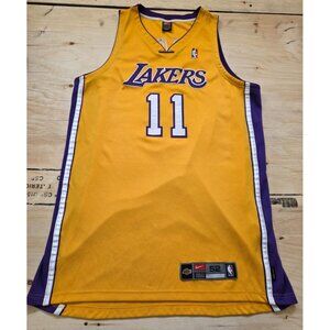 Vintage Nike NBA LA Lakers Karl Malone #11 Jersey Men's XXL Gold +2 Length
